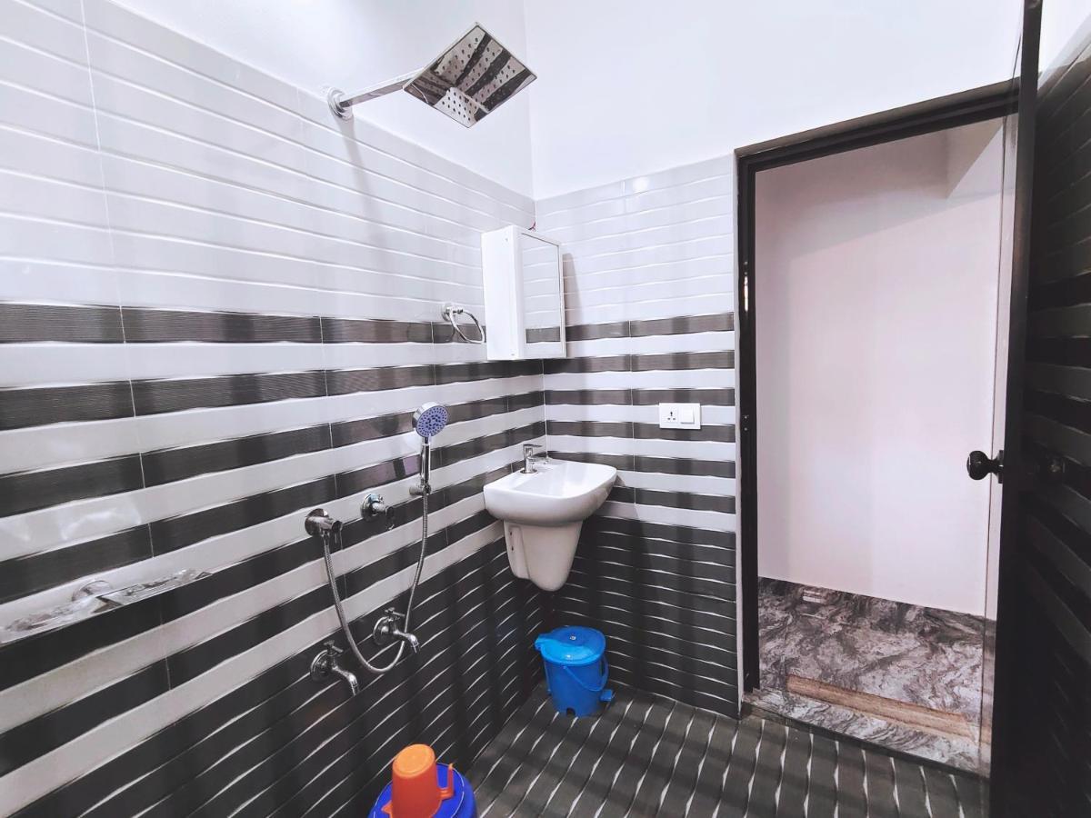 Malhar Marari Homestay Mararikulam Bagian luar foto