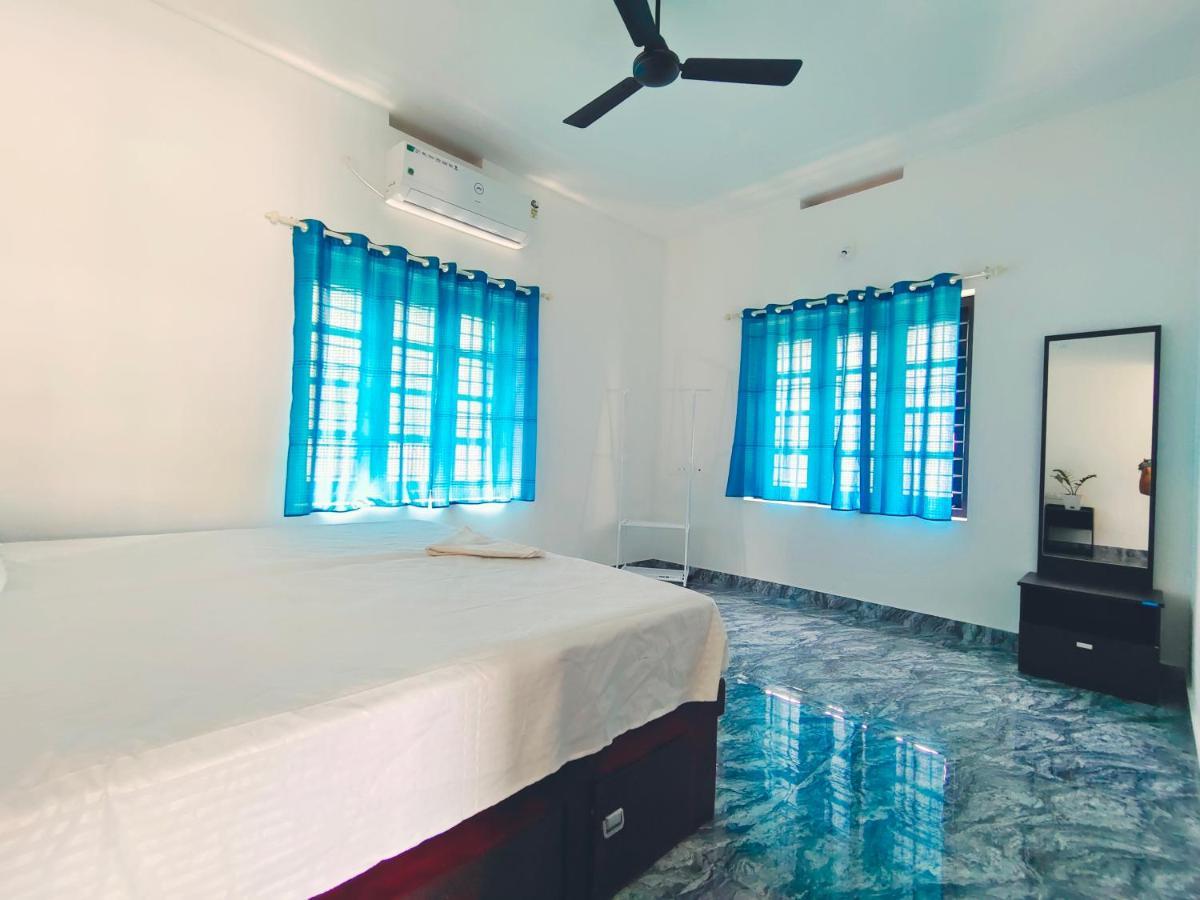 Malhar Marari Homestay Mararikulam Bagian luar foto