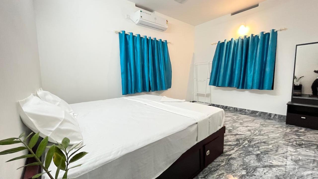 Malhar Marari Homestay Mararikulam Bagian luar foto