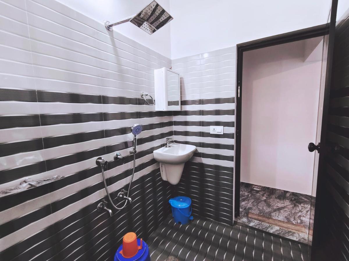Malhar Marari Homestay Mararikulam Bagian luar foto