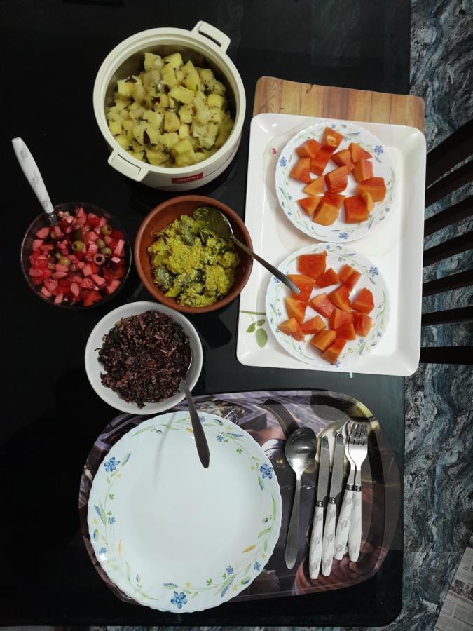 Malhar Marari Homestay Mararikulam Bagian luar foto